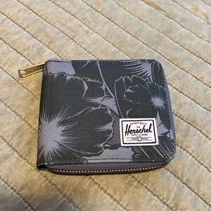Herschel wallet